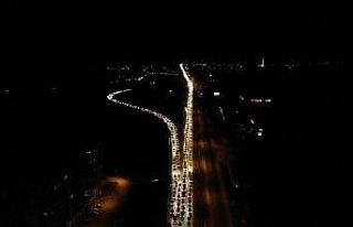 Tatilciler dönüş yoluna geçti ‘kilit kavşak’ta...