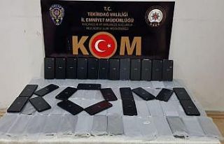 Tekirdağ’da 100 adet kaçak cep telefonu ele geçirildi