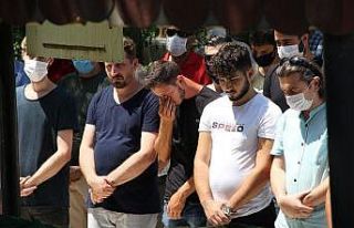 Tekne faciasında hayatını kaybeden anne ve 2 çocuğuna...