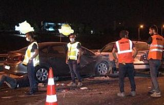 TEM’de zincirleme trafik kazası:2 yaralı