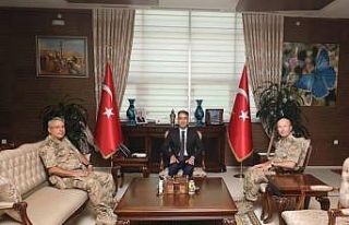 Tümgeneral Kurtoğlu’dan Vali Çağatay’a ziyaret