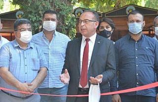 Turgutlu’da ’El emeği halk pazarı’ açıldı