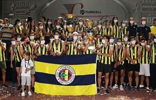 Turkcell Süper Lig’de şampiyon Fenerbahçe