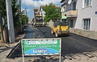 Tüysüzler’de asfalt yollar elden geçirildi
