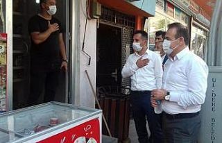 Uludere Belediye Başkanı Ürek, esnaf ziyareti gerçekleştirdi
