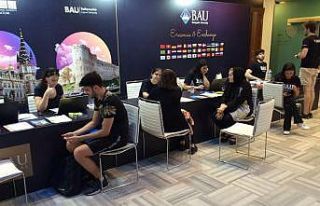 Üniversite adaylarından dakikada 3 bin 500 ziyaret