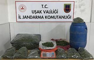 Uşak’ta 3 kilo kubar esrar ele geçirdi