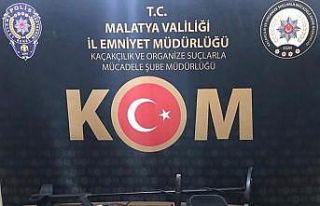 Uyuşturucu ararken tarihi eser ele geçirildi