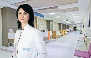 Uzmandan “Güneş koruyucusuz asla dışarı çıkmayın”...