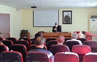 Vali Akın, muhtarlara koronavirüs uyarısı yaptı