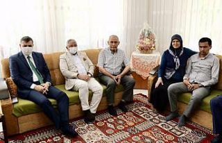 Vali Çiftçi’den şehit aileleri ve gazilere bayram...