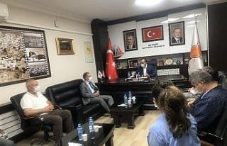 Vali Çuhadar AK Parti heyetiyle bir araya geldi