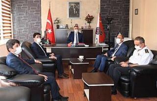 Vali Elban, Tufanbeyli’de vatandaşlarla buluştu