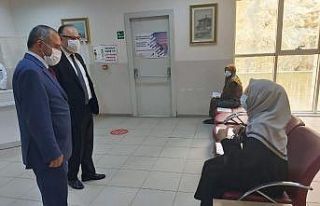 Vali Tutulmaz Diş Hekimliği Fakültesini gezdi
