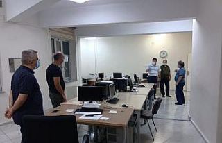 Vali Yardımcısı Anlar, Pandemi Komuta Merkezi’ni...