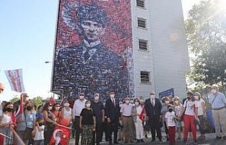 Vatandaşların fotoğraflarından Oluşturulan Atatürk...