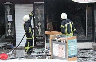 Yangın çıkan iş yerinde büyük çapta maddi hasar...
