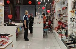 Zabıta ekipleri esnafları korona konusunda uyardı