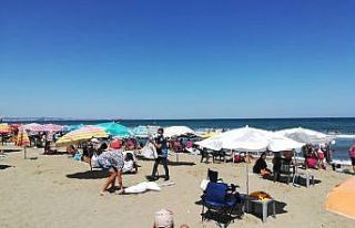 Zabıta ekipleri plaj fırsatçılarına göz açtırmıyor