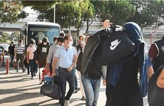 13 FETÖ şüphelisi adliyeye çıkarıldı