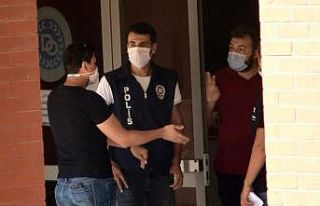 1 dakika ile sınavı kaçırdı, içeri girebilmek...