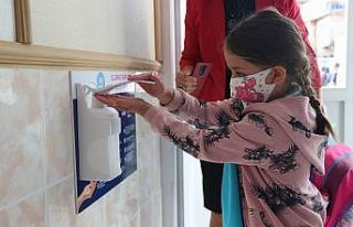 6 aylık aranın ardından öğrenciler okula kavuştu