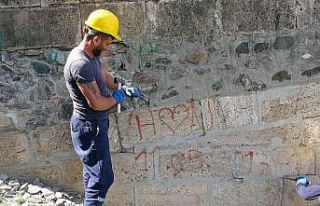 770 yıllık tarihe kazınan yazılar restorasyonda...