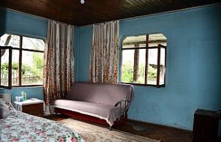 93 yaşındaki kadın artık Düzce Belediyesine emanet