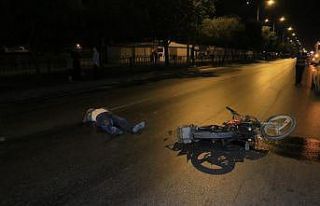 Adana’da motosikletler çarpıştı: 3 yaralı