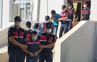 Adana’da telefon dolandırıcılarına suçüstü