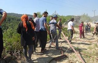 Adana’daki orman yangınını söndürme çalışmaları...