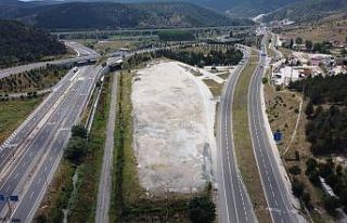 Aday sürücüler pist alanından şikayetçi