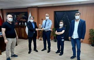 Ağrı İl Sağlık Müdürü Daharlı’ya teşekkür...