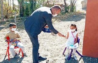 Ağrı Milli Eğitim Müdürü Tekin’den köy okullarına...