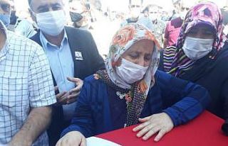 Ağrı şehidi son yolculuğuna uğurlandı