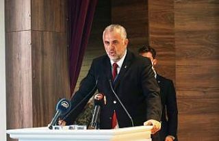 AK Parti Ayvalık İlçe Başkanı Gür yüreklere...