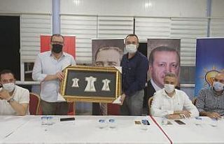 Ak Parti Gençlik Kolları’nda nöbet değişimi