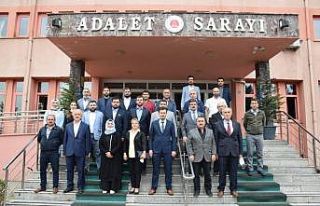 AK Parti Merkez İlçe Başkanı Çetinkaya mazbatasını...