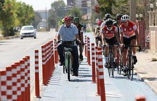 Akhisar’da hareketli yaşam için pedal çevirdiler