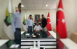 Akhisarspor Başkan Evren Özbey oldu