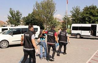 Aksaray’da 5 ayrı uyuşturucu operasyonu: 5 tutuklama