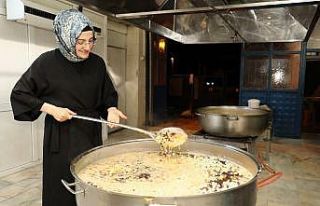 Akyurt’ta sağlık çalışanlarına aşure