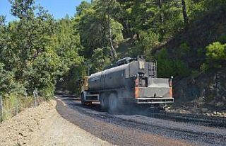 Alanya Çamlıca yolu asfaltlanıyor