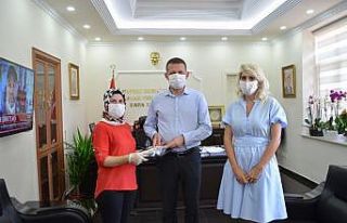 Alanya HEP’ten aşure ikramı