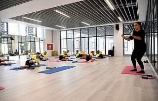 Aliağaspor salonda pilates çalıştı