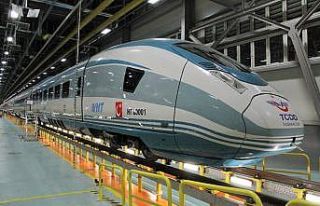 Almanya 12 YHT setinin 8’ini Türkiye’ye teslim...