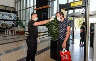 Altındağ Belediyesi binasında ek tedbirler alındı