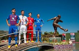 Altınordu, yeni sezon formalarını tanıttı: "İçinde...