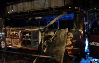 Amasya’da seyyar köfte minibüsü yandı: 1 yaralı