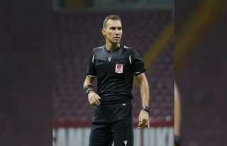 Ankaragücü-Kayserispor maçını Bahattin Şimşek...